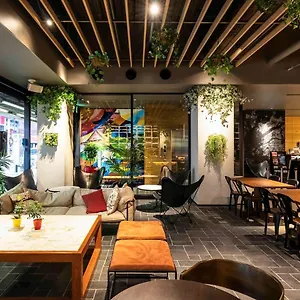 Hotel Ibis Umeda, Osaca